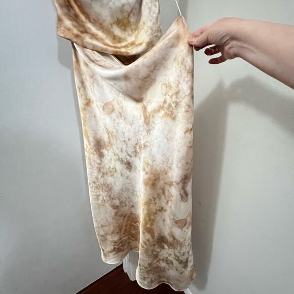 Zara Cut Out Satin Effect Printed Dress - Picture 13 of 16